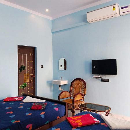 Hotel Vedhav Residency Kanyakumari Esterno foto