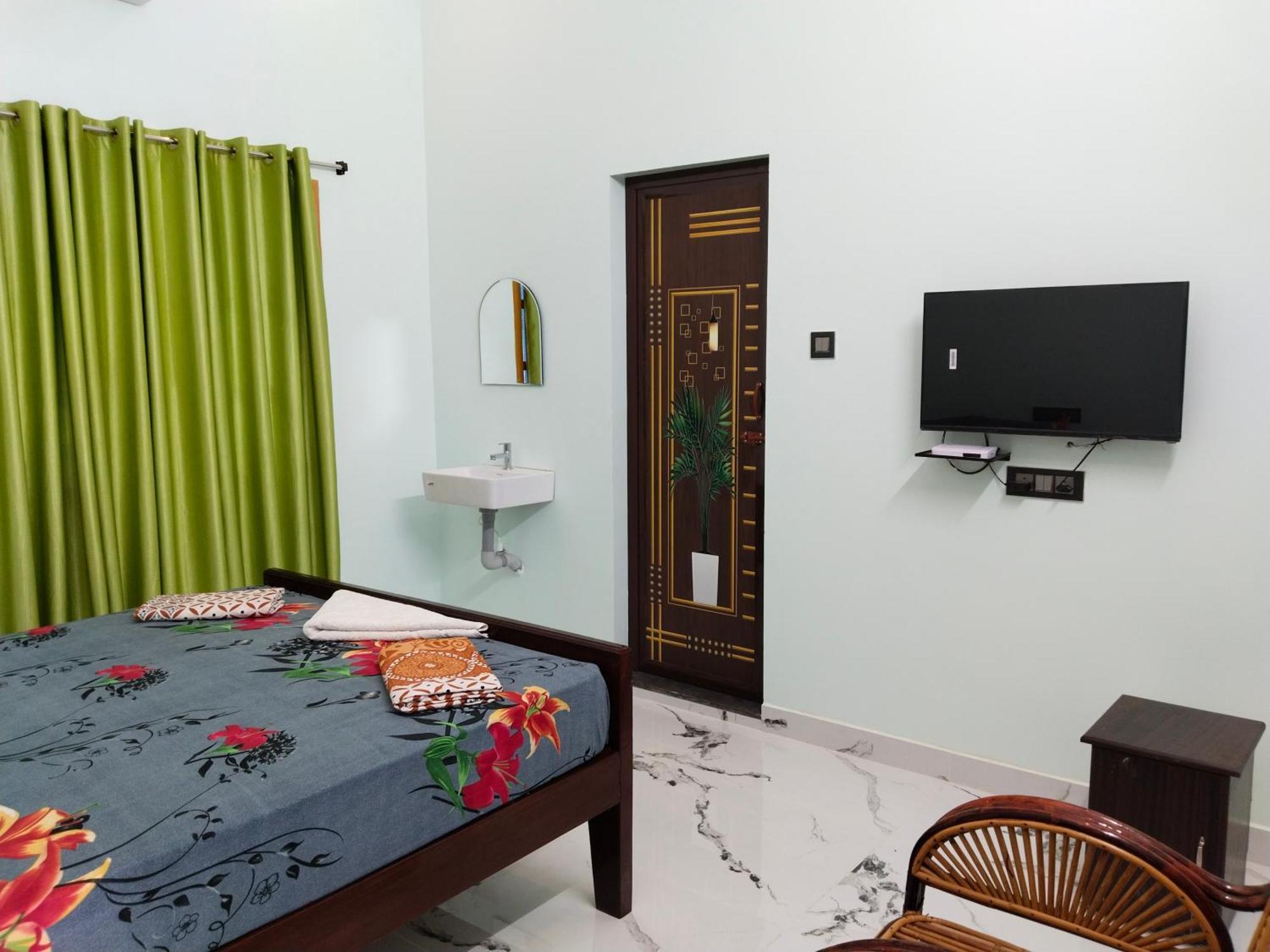Hotel Vedhav Residency Kanyakumari Esterno foto