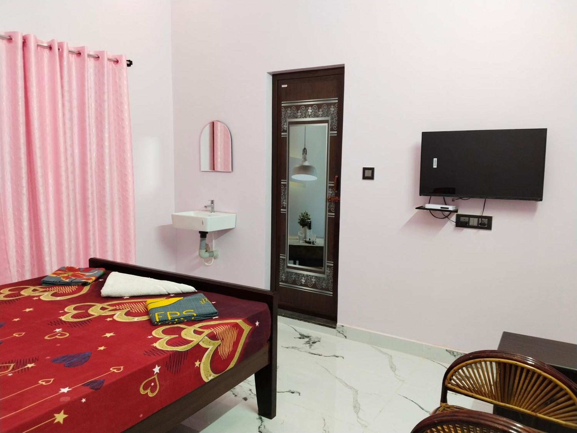 Hotel Vedhav Residency Kanyakumari Esterno foto